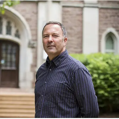 Dr. Kit Wellman